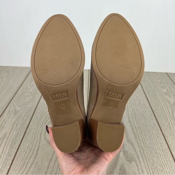 Mia Santos Western Style Ankle Booties 10M Stone (tan) $100 Brussels Polyurethan - Picture 7 of 8